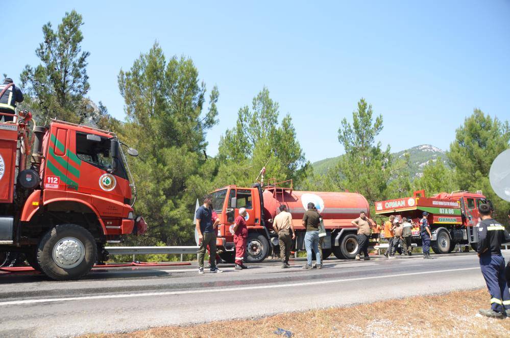 Konya’dan yola çıktı, patlayan lastik TIR'ı yaktı 5